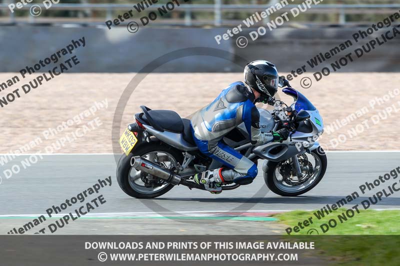 donington no limits trackday;donington park photographs;donington trackday photographs;no limits trackdays;peter wileman photography;trackday digital images;trackday photos
